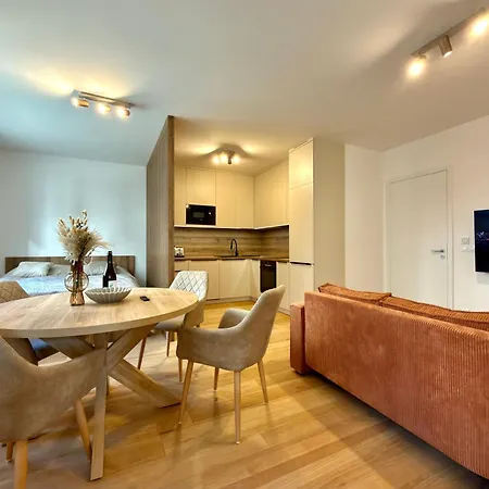 Baker House - Free Private Parking *