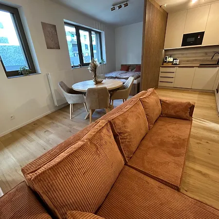 Baker House - Free Private Parking Apartment *