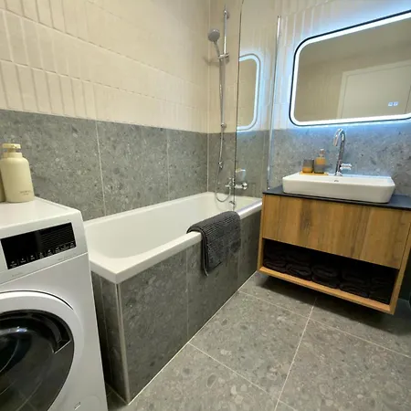 Διαμέρισμα Baker House - Free Private Parking *