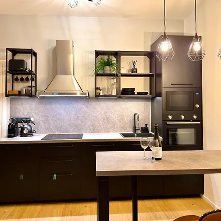 Baker House - Free Private Parking 아파트 브르노