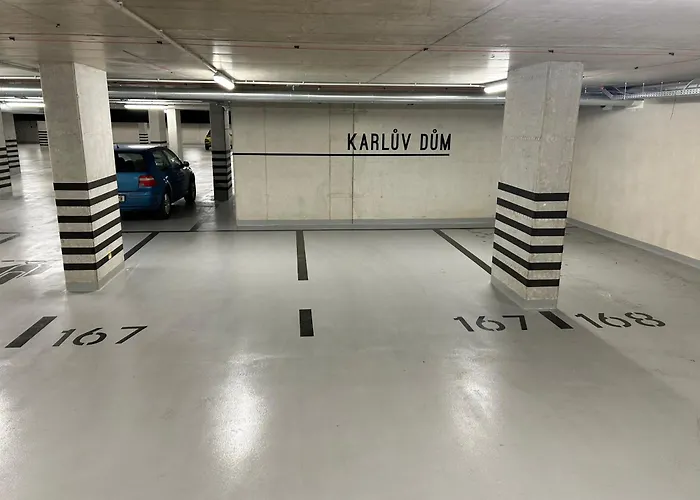 Baker House - Free Underground Parking * برنو