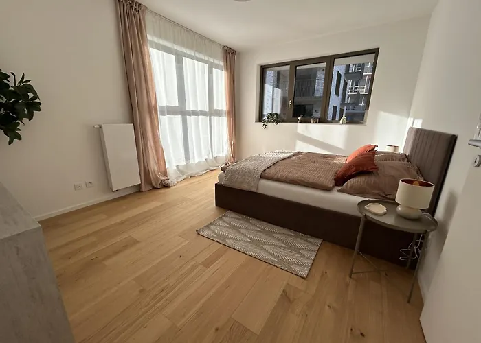 Baker House - Free Underground Parking Apartment Brünn